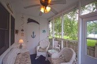 Cottage1.jpg (10 KB)